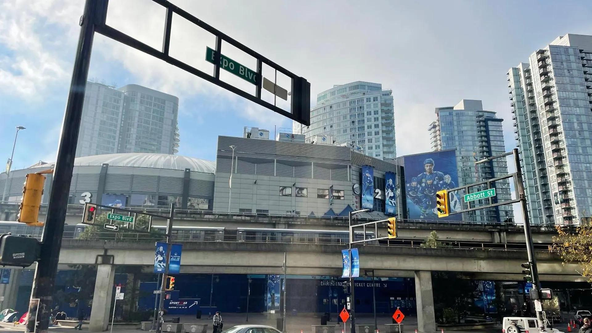 Apartment Condo Downtown Vancouver - Near Rogers Arena & Bc Place W Parking Canada